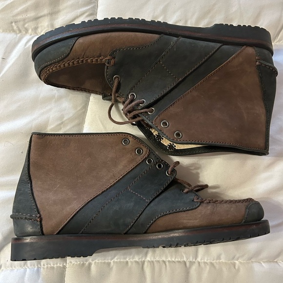 Cole Haan two tone Suede Leather Chukka Boots Ankle - Picture 2 of 8